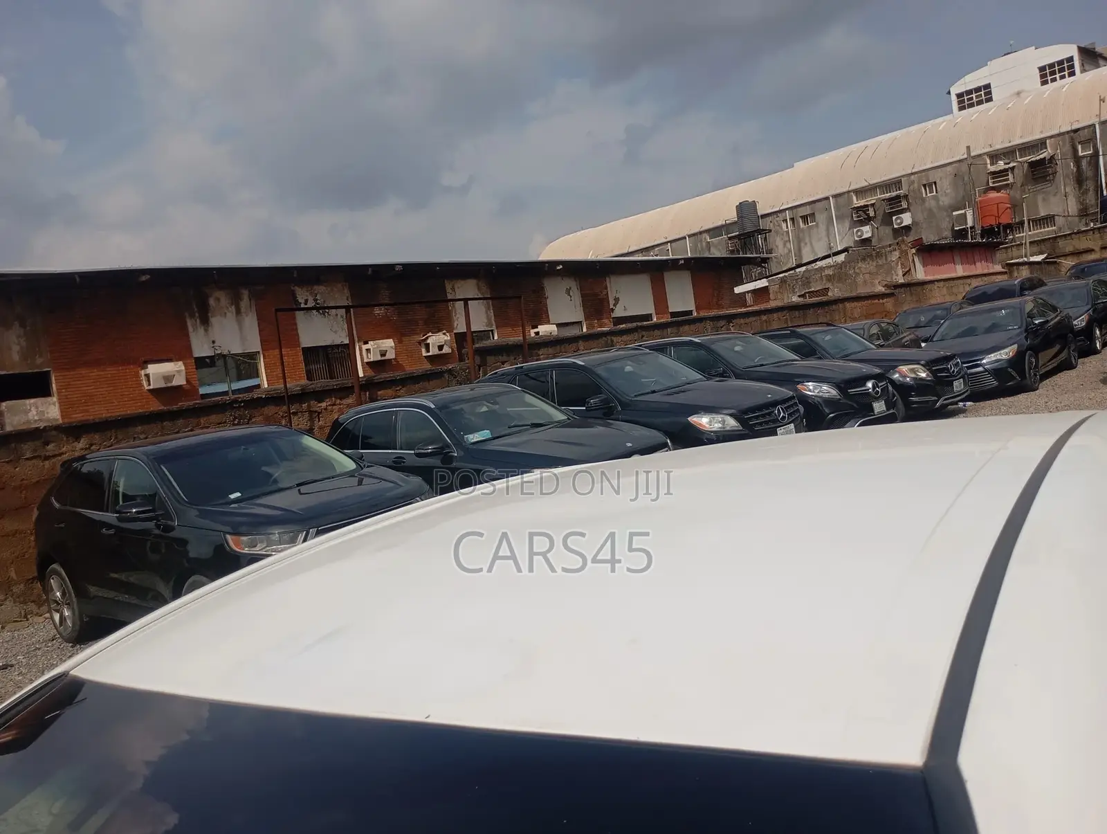 Toyota Camry 2018 White