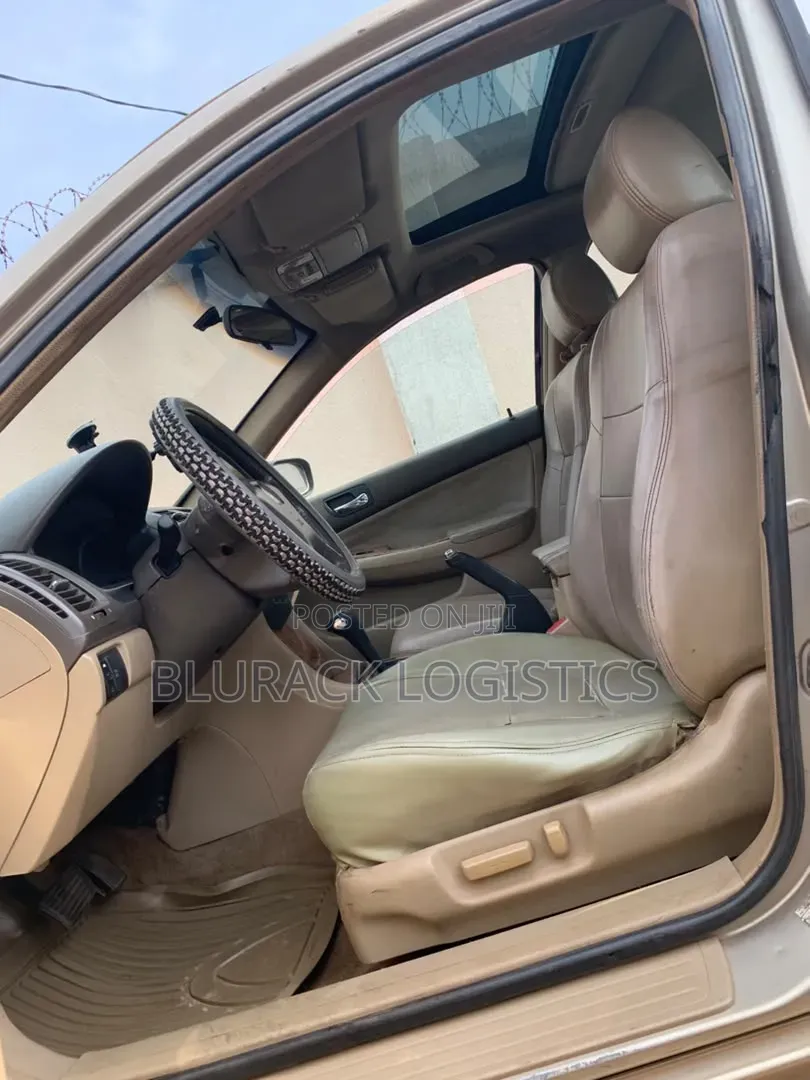 Honda Accord Automatic 2004 Gold