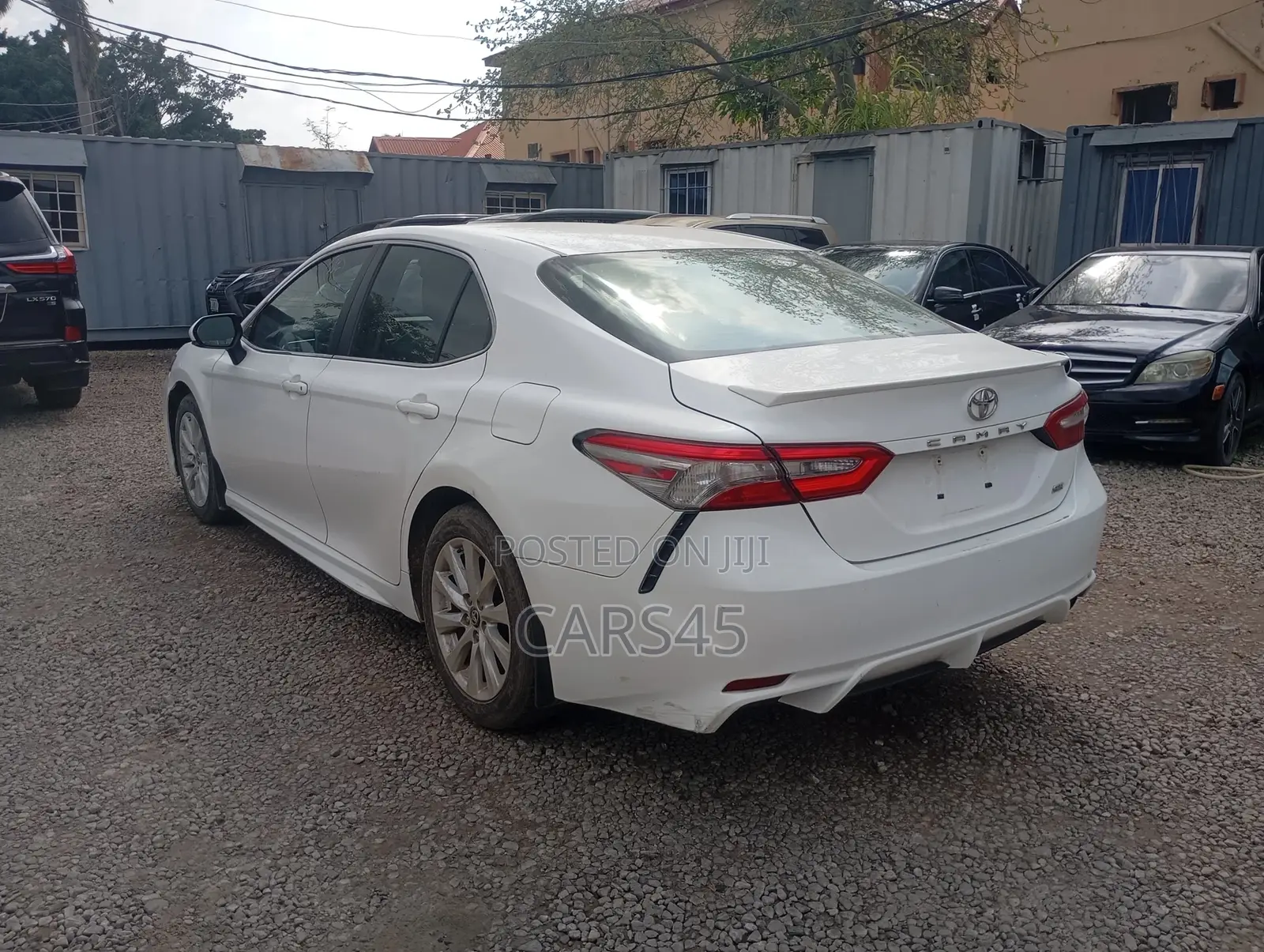 Toyota Camry 2018 White