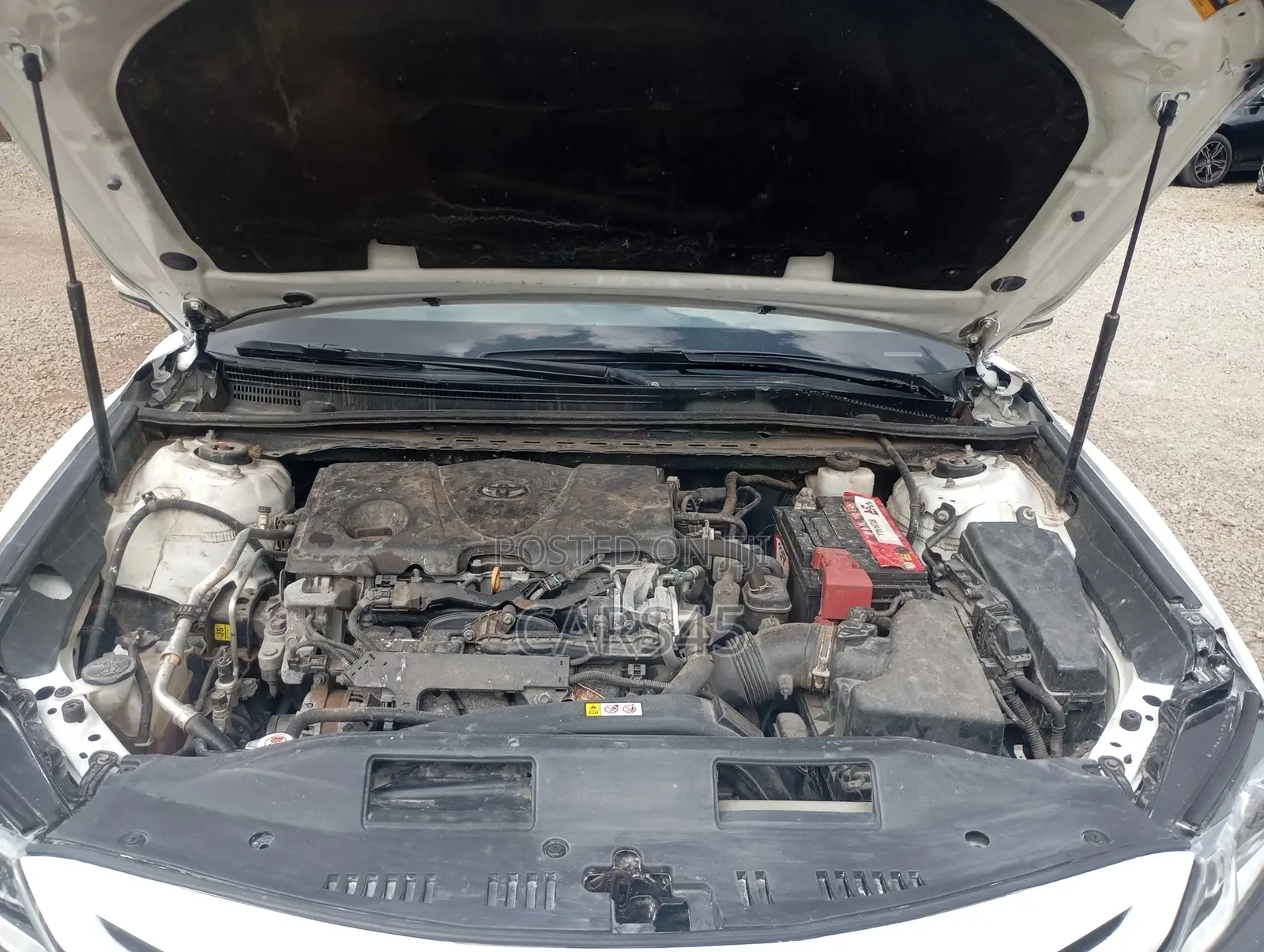 Toyota Camry 2018 White