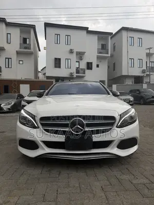 Mercedes-Benz C300 Luxury 4Matic Sedan AWD (2.0L 4cyl 7A) 2016 White