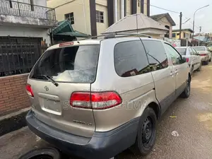 Toyota Sienna XLE AWD 2006 Gray