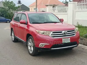 Toyota Highlander 2012 Red