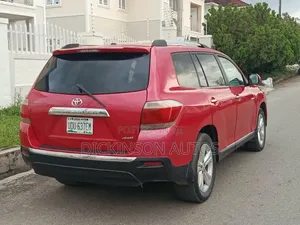 Toyota Highlander 2012 Red
