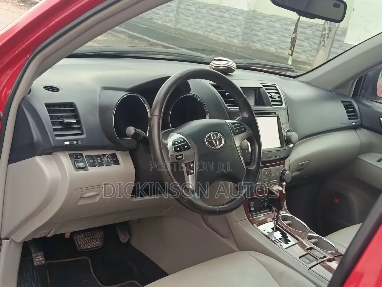 Toyota Highlander 2012 Red