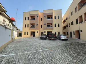 2bdrm Apartment in Ogba GRA for sale