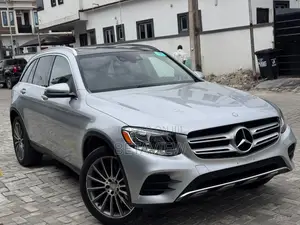 Mercedes-Benz GLC-Class 2016 Silver
