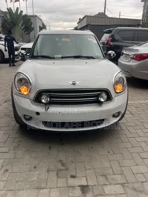Mini Countryman Cooper FWD 2015 White