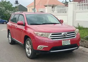 Toyota Highlander 2012 Orange