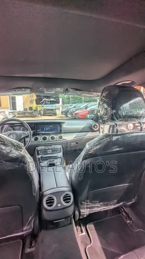 Mercedes-Benz E300 2016 Silver