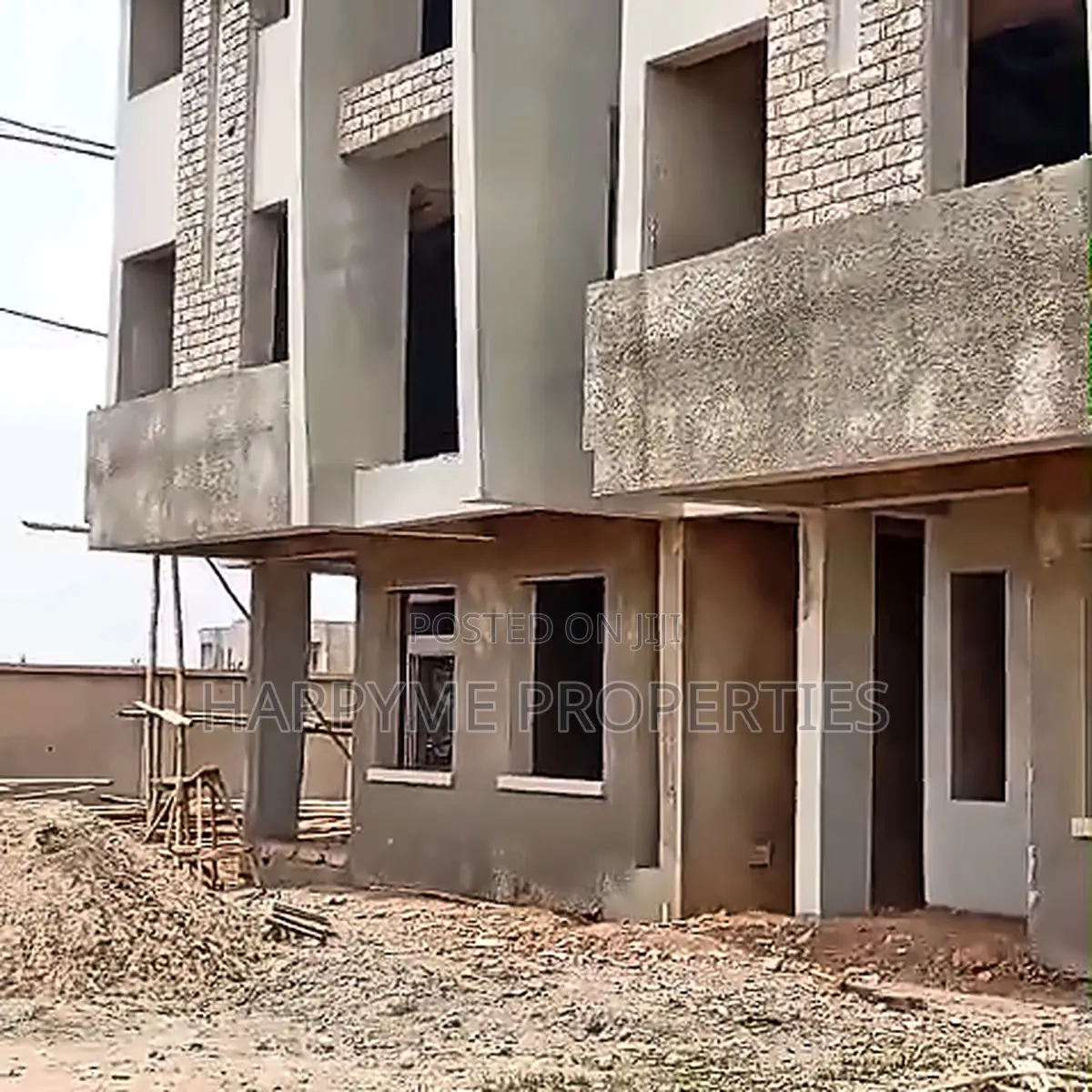 4bdrm Duplex in Guzape District for Sale