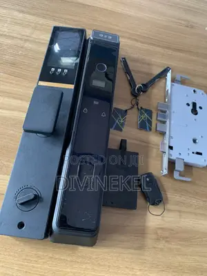 Door Lock - / Smart Lock/ Home Office Protector