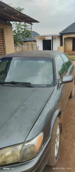 Toyota Camry CE 4dr Sedan (2.2L 4cyl 5M) 2001 Gray