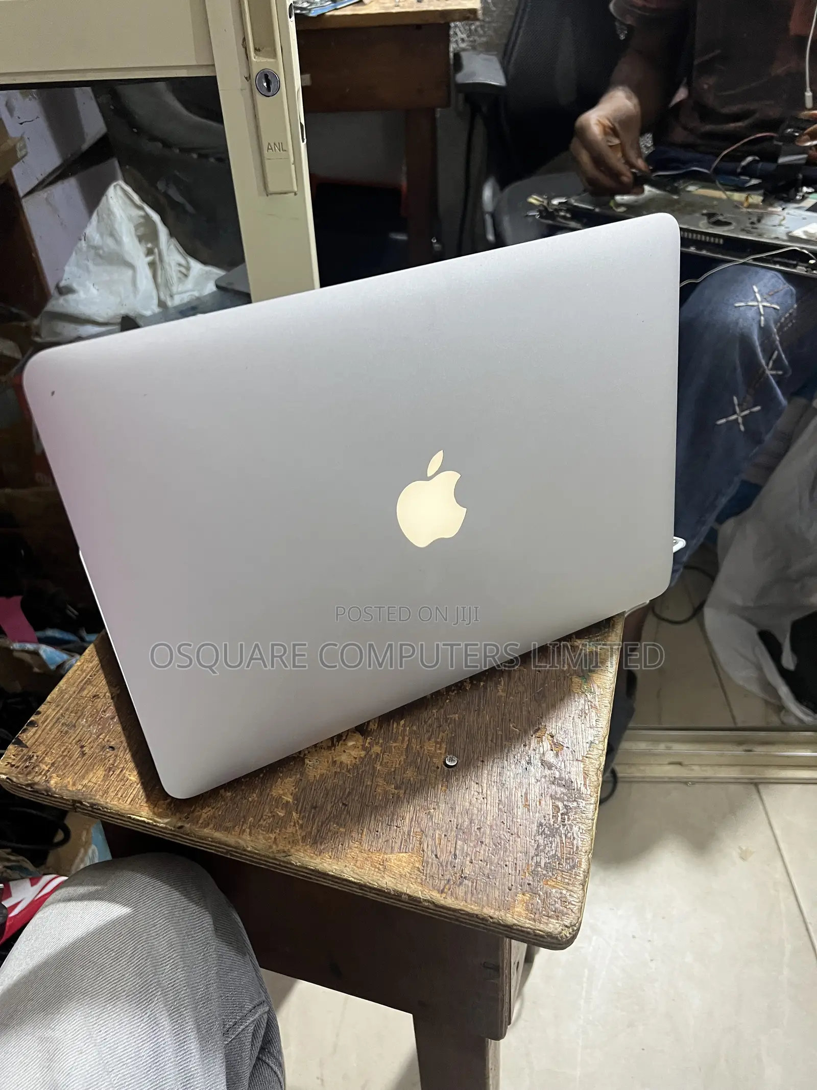 Laptop Apple MacBook Pro 2015 8GB Intel Core i5 SSD 256GB