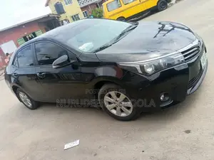 Toyota Corolla 2014 Black