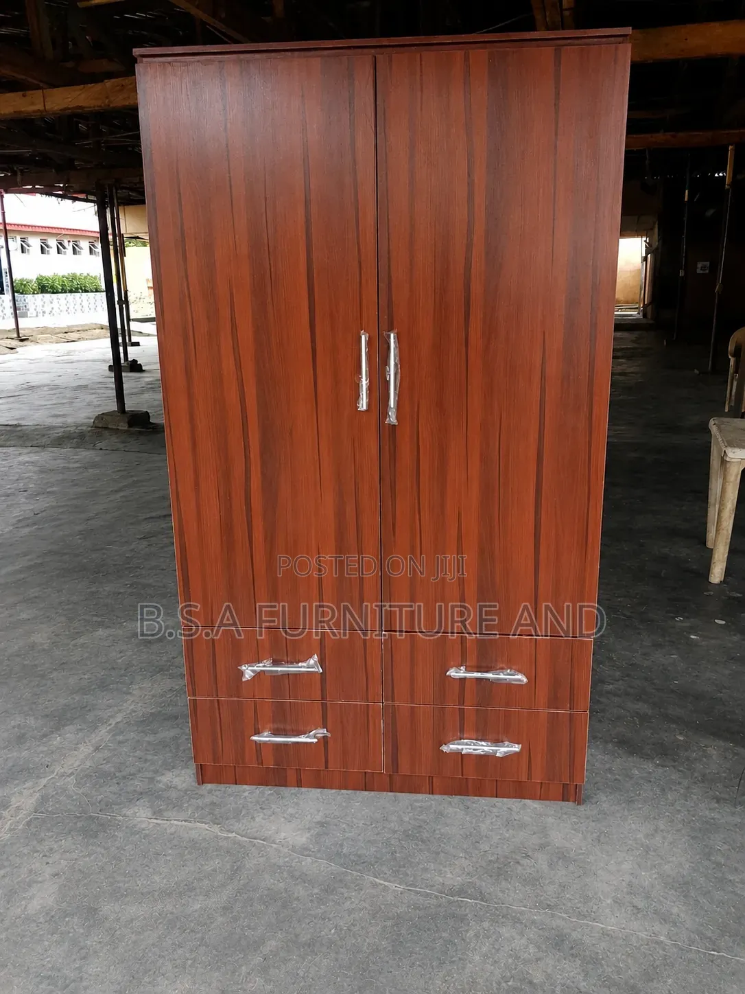 HDF Wardrobe With 2 Doors 4 Drawers – Spacious Durable