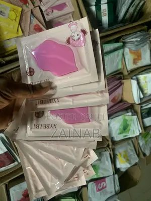 Moisturizing Lip Mask