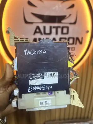 Toyota Tacoma Interior Fusebox /BCM (2016-2017)