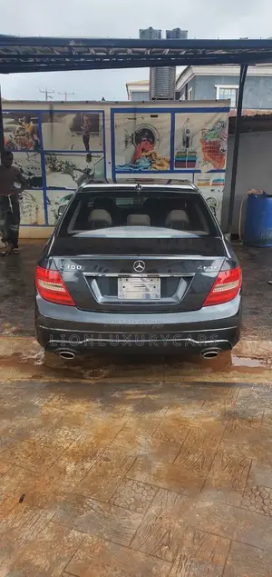 Mercedes-Benz C300 2012 Gray