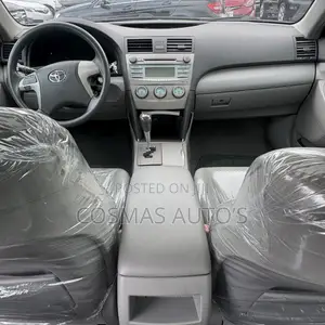Toyota Camry LE 4dr Sedan (2.4L 4cyl 5A) 2009 Silver
