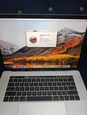 Laptop Apple MacBook Pro 2016 16GB Intel Core i7 SSD 512GB