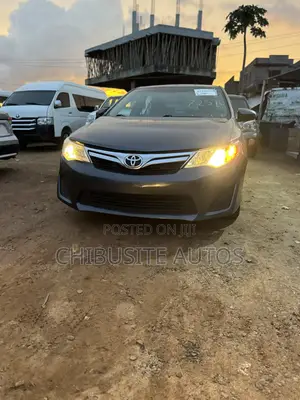 Toyota Camry 2014 Gray