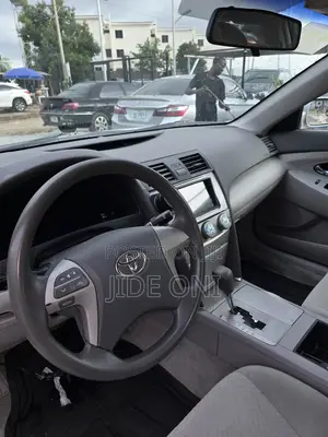 Toyota Camry LE 4dr Sedan (2.4L 4cyl 5A) 2008 Silver