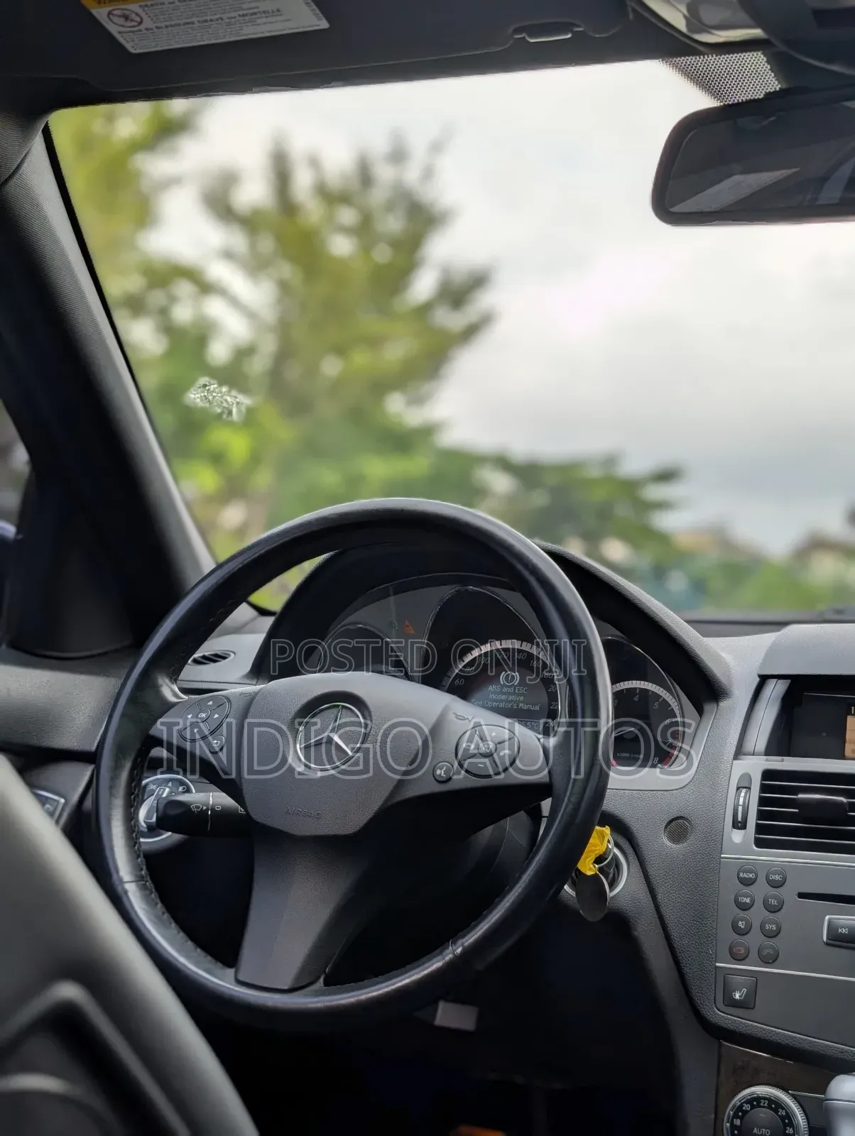 Mercedes-Benz C300 2011 Black