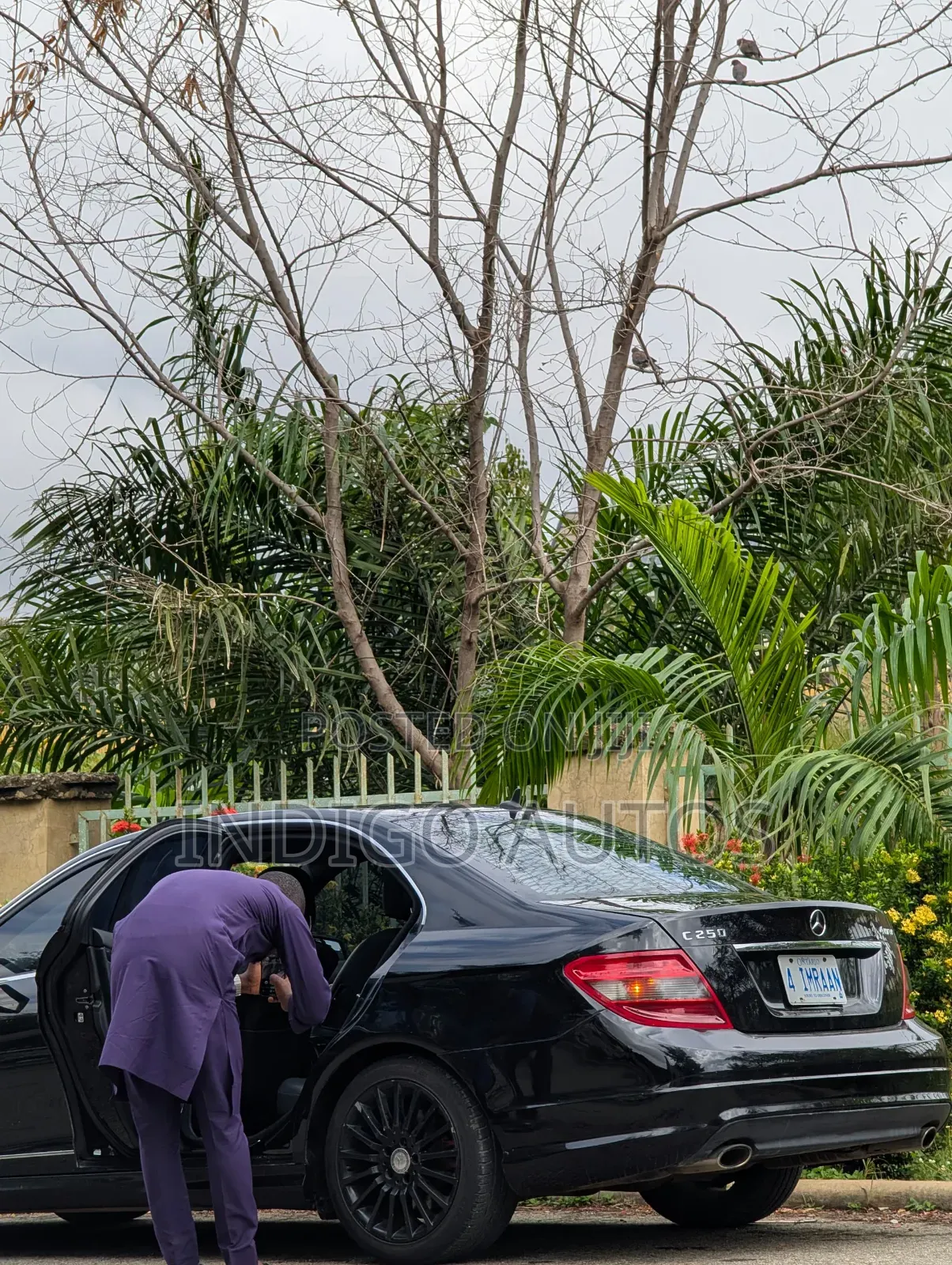 Mercedes-Benz C300 2011 Black