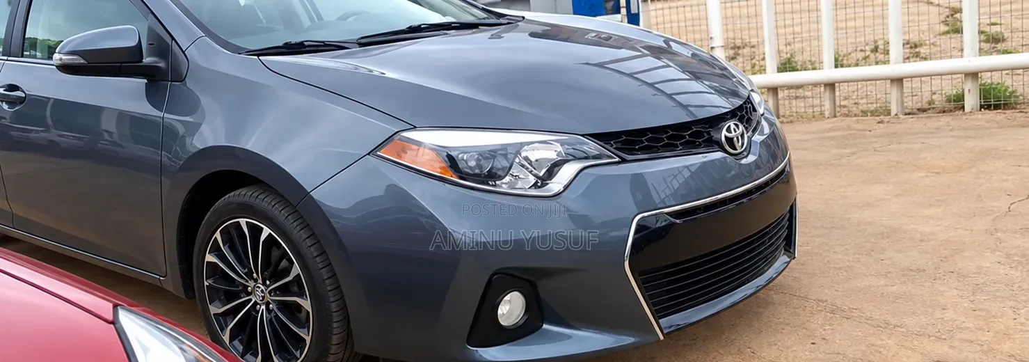 Toyota Corolla 2015 Gray
