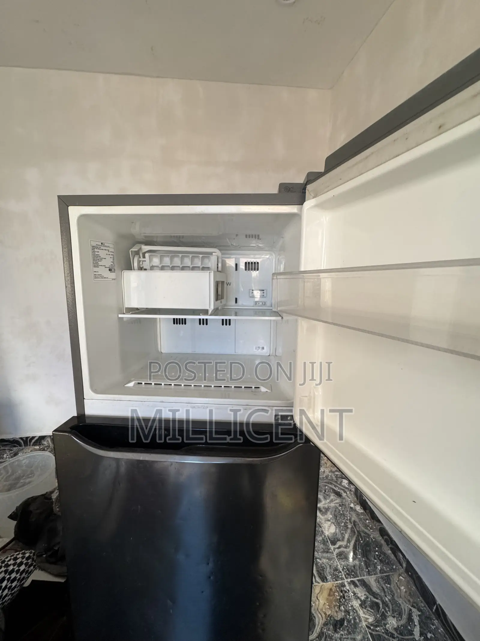 LG 272L Inverter Fridge