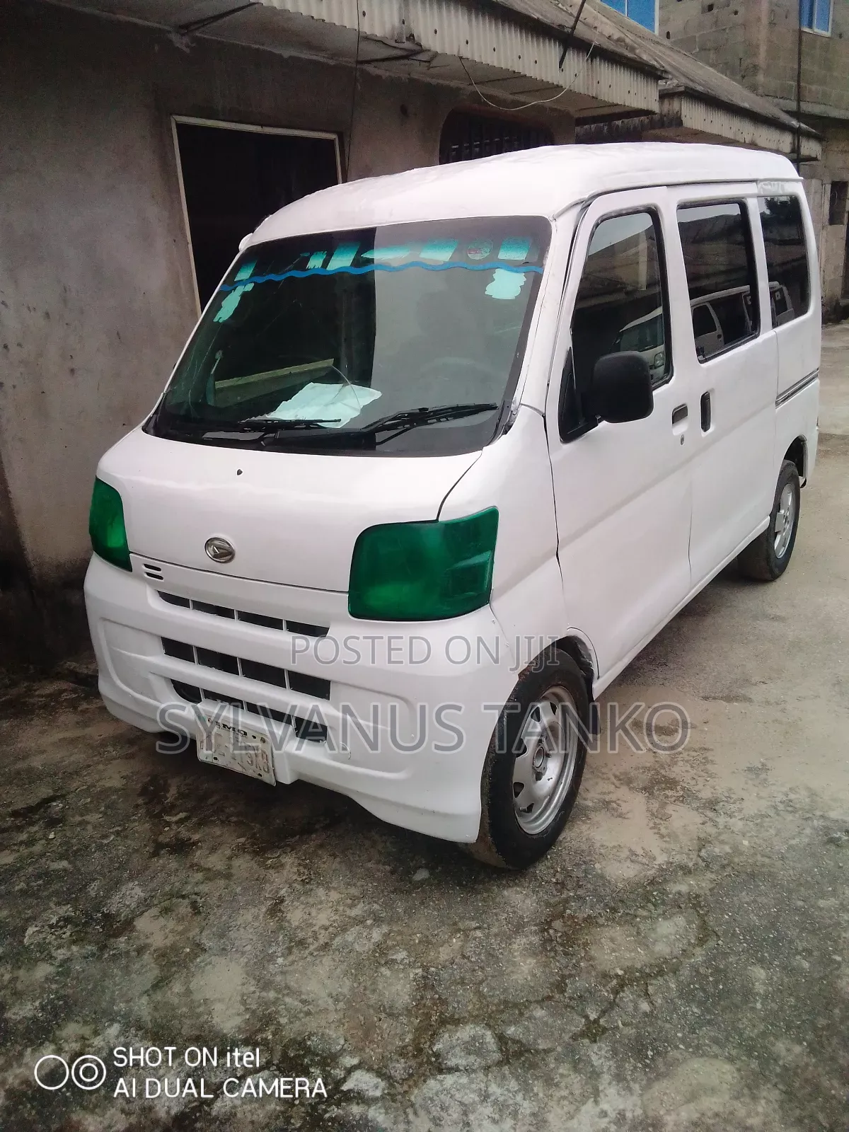 Daihatsu Hijet 2020 White