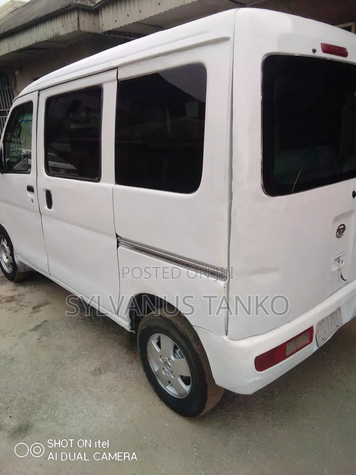 Daihatsu Hijet 2020 White
