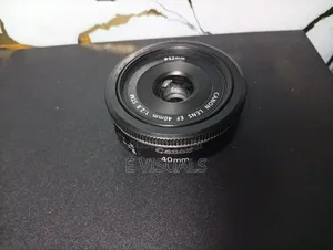 40 Mm Canon Lens