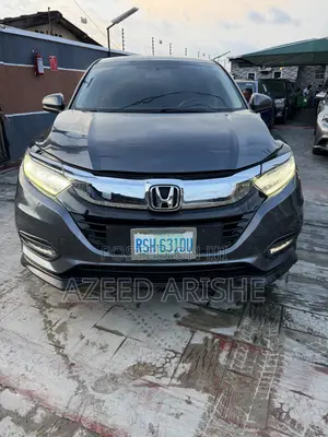 Honda HR-V Touring AWD 2020 Gray