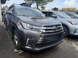 Toyota Highlander 2014 Gray