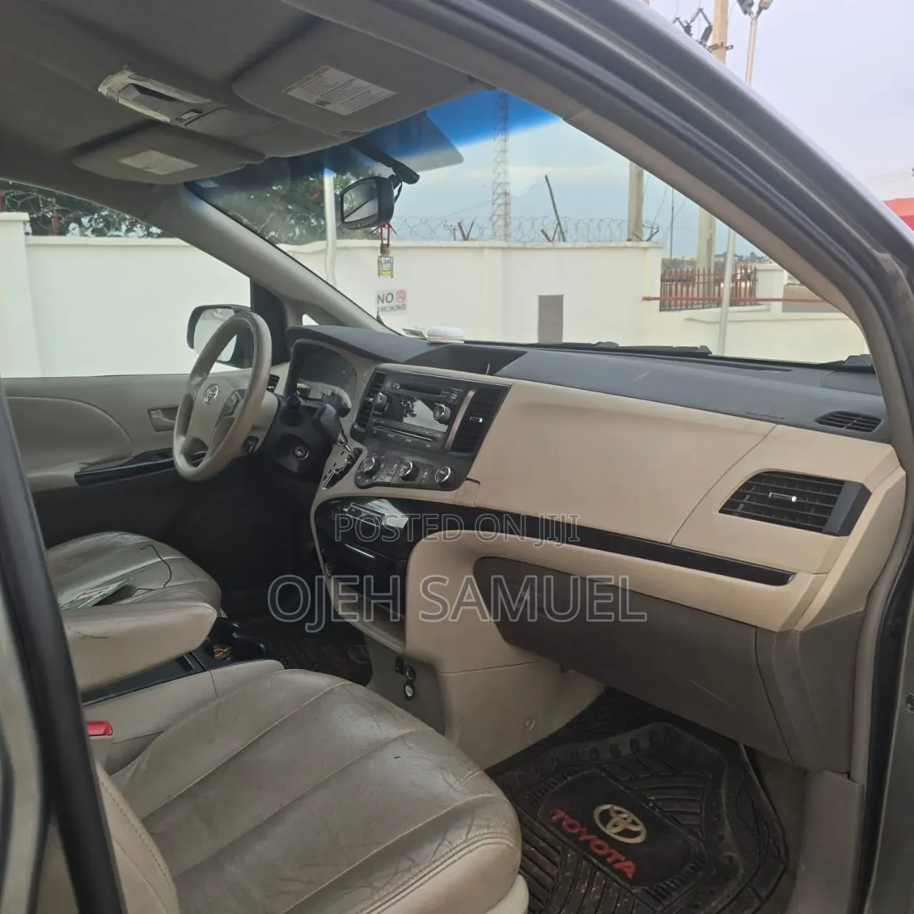 Toyota Sienna 2012 Gray