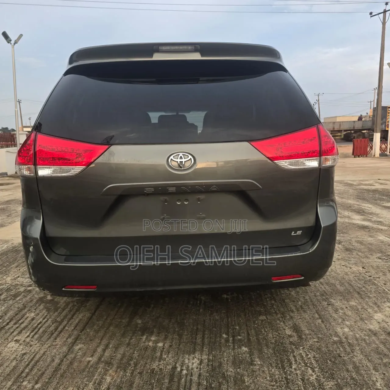 Toyota Sienna 2012 Gray
