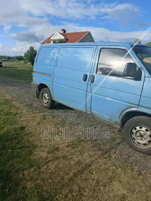 Volkswagen Transporter 2004 Blue
