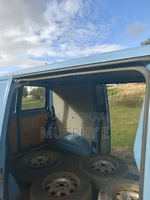 Volkswagen Transporter 2004 Blue
