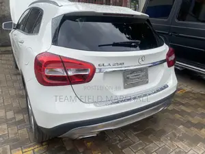 Mercedes-Benz GLA 250 2015 White