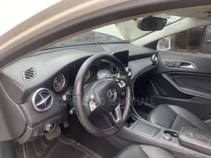 Mercedes-Benz GLA 250 2015 White