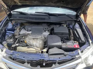 Toyota Camry LE 4dr Sedan (2.5L 4cyl 6A) 2012 Blue