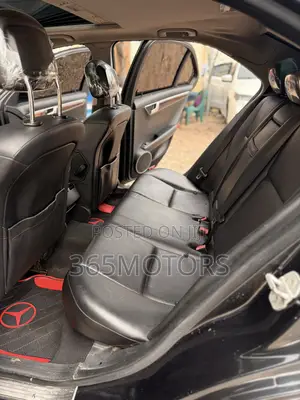Mercedes-Benz C300 2012 Gray
