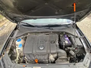 Volkswagen Passat 2.5 S Automatic 2012 Gray
