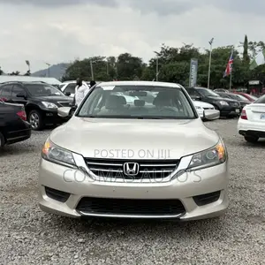 Honda Accord 2014 Gold