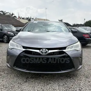 Toyota Camry XLE 4dr Sedan (3.5L 6cyl 6A) 2017 Black