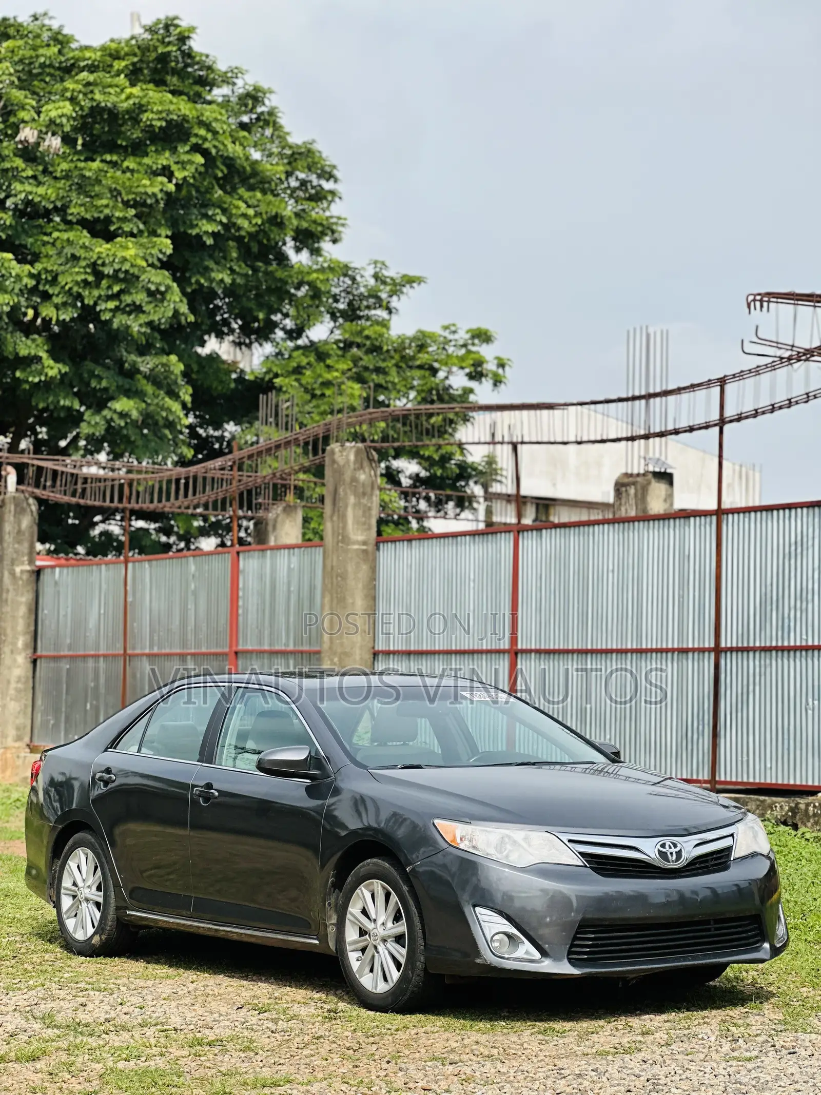 Toyota Camry 2012 Gray