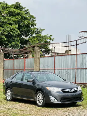 Toyota Camry 2012 Gray