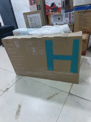 Hisense 32" Led Smart TV–High-Definition Display Streaming